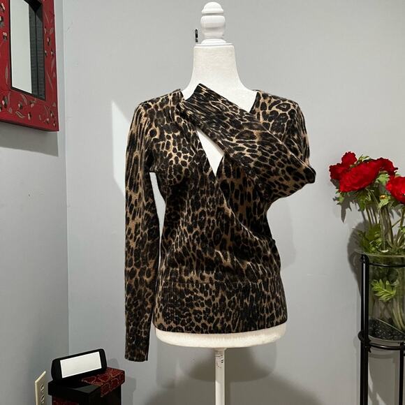 NEW Sarah Spencer Wool Angora Spotted Leopard Faux Wrap V-Neck Sweater S NWOT - Picture 3 of 16